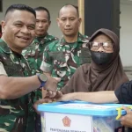 Sinergi TNI dan Masyarakat: Danramil 03/Banjarejo Serahkan Bantuan MIMBAR di Blora