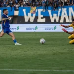 Sinyal Keras Persib Bandung: Barba Rekor Clean Sheet, Klok Ungkap Taktik, dan Ancaman Dewa United Menghantui Liga