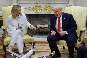 Trump Marah, PM Italia Meloni Defend Paus Leo XIV: Konflik Diplomasi yang Memanas