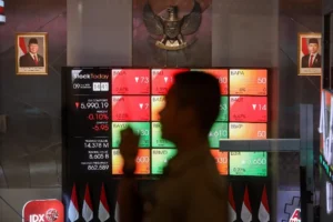 IHSG Menguat, TPIA Bagi Dividen Rp6,07341 per Saham