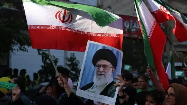 Iran Ancam AS dan Israel Jelang Pemakaman Ayatollah Ali Khamenei, Siapkan Balasan Keras Jika Mengganggu