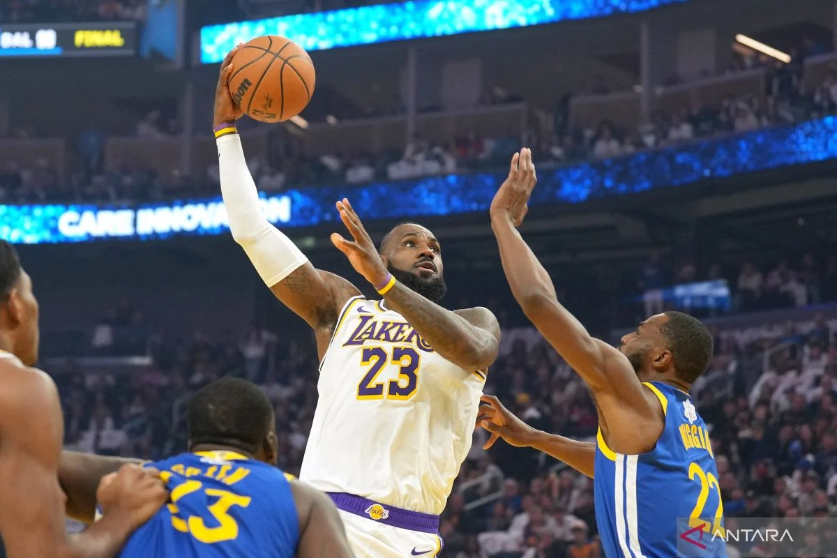LeBron James dan Pertarungan NBA: Antara Knicks dan Warriors