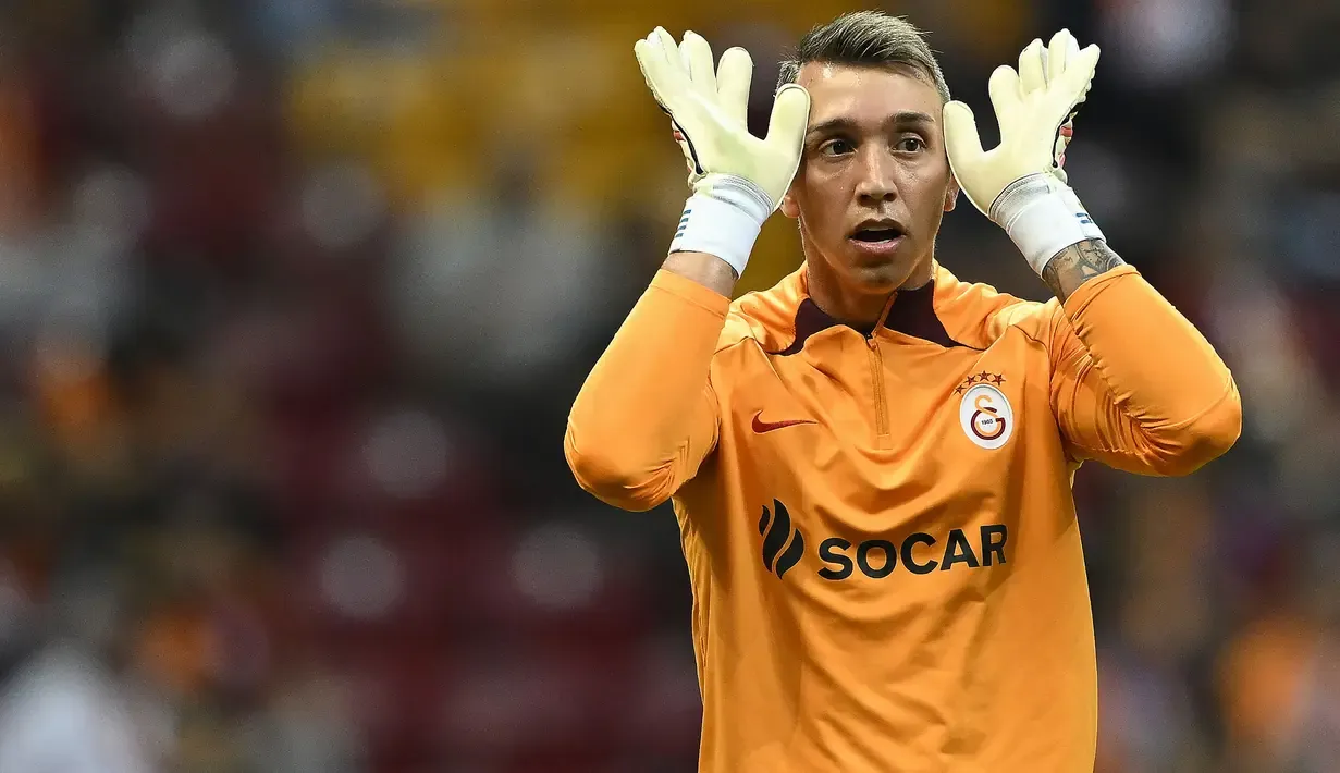 Nasib Ironi Fernando Muslera: Dari Pahlawan Hingga Biang Petaka di Piala Dunia