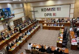 DPR Klaim Pemerintah Bongkar Ulang Data Desil: Jangan Sampai Uang Negara Salah Sasaran