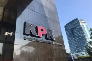 KPK Sita Uang Dolar Singapura Diduga dari Bupati Kuansing untuk Menhut Raja Juli, Ini Faktanya