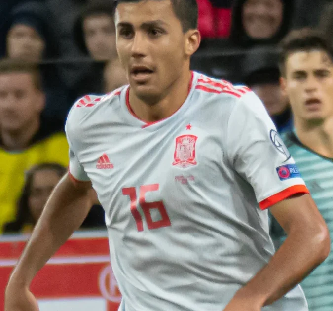 Rodri Buka Suara Soal Telepon Rahasia Mourinho Sebelum Resmi Berseragam Barcelona
